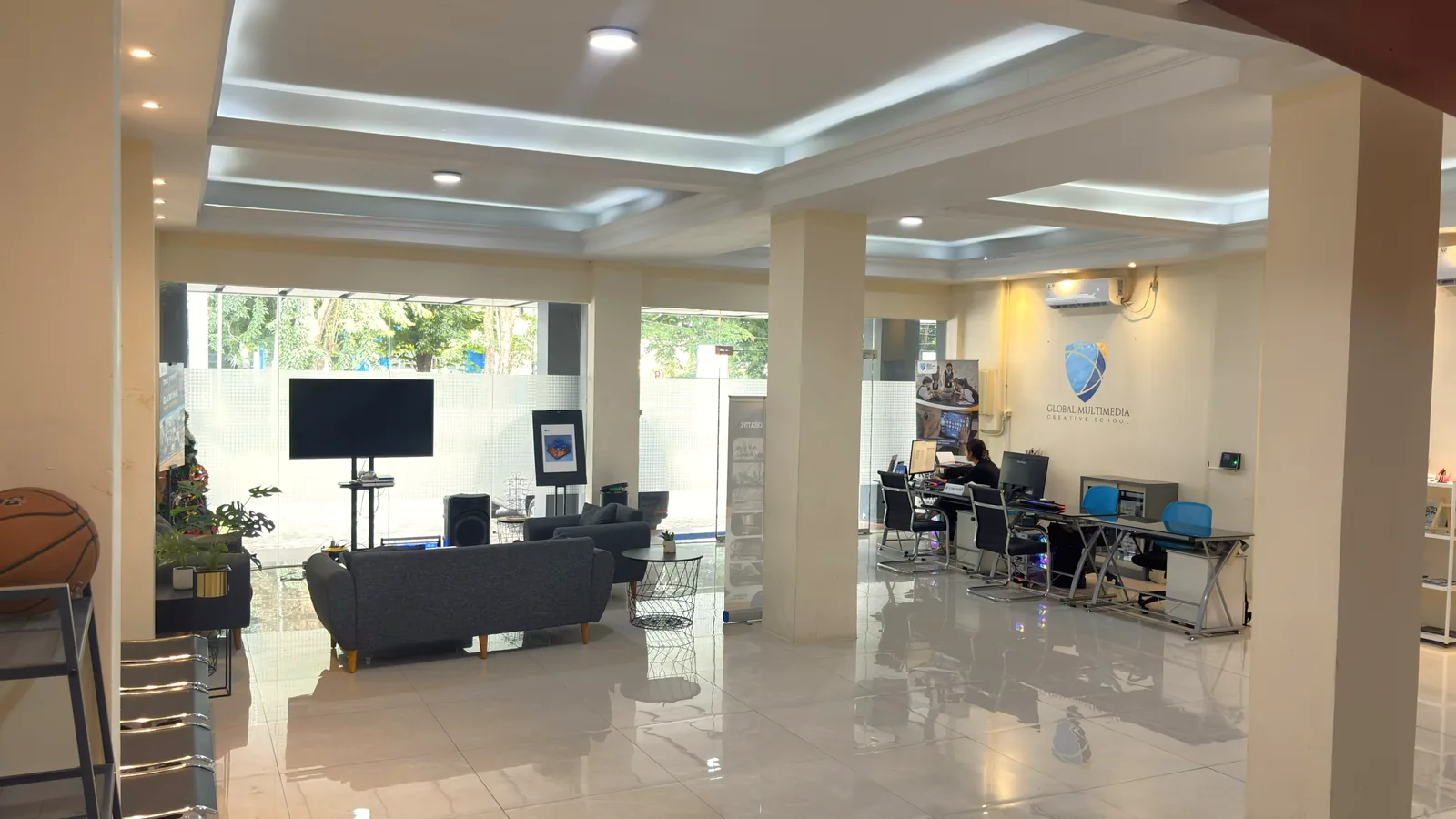 Lobby at GMC School Surabaya